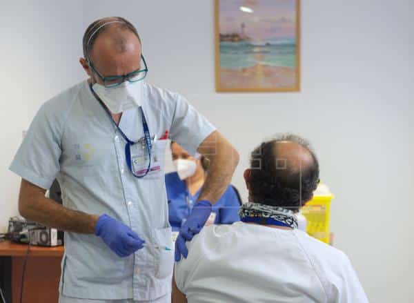 Lee más sobre el artículo Canarias no ha registrado reacciones alérgicas a la vacuna contra la covid-19