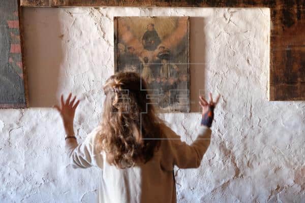 En este momento estás viendo Restauran cuadros del XVIII de las ermitas de Ampuyenta y Valle de Santa Inés, en Fuerteventura