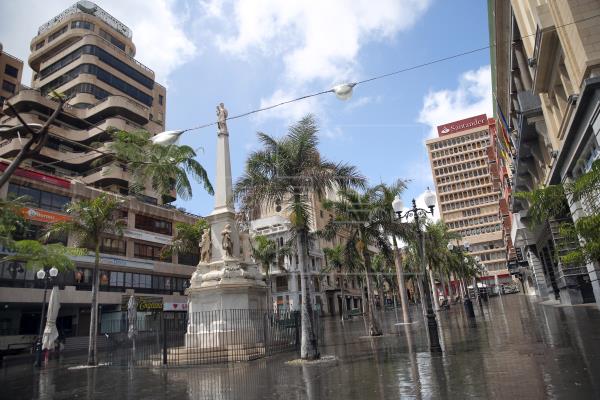 Lee más sobre el artículo Torres: “Si todo camina como se prevé Tenerife podrá bajar el martes a nivel 2 de alerta covid-19”