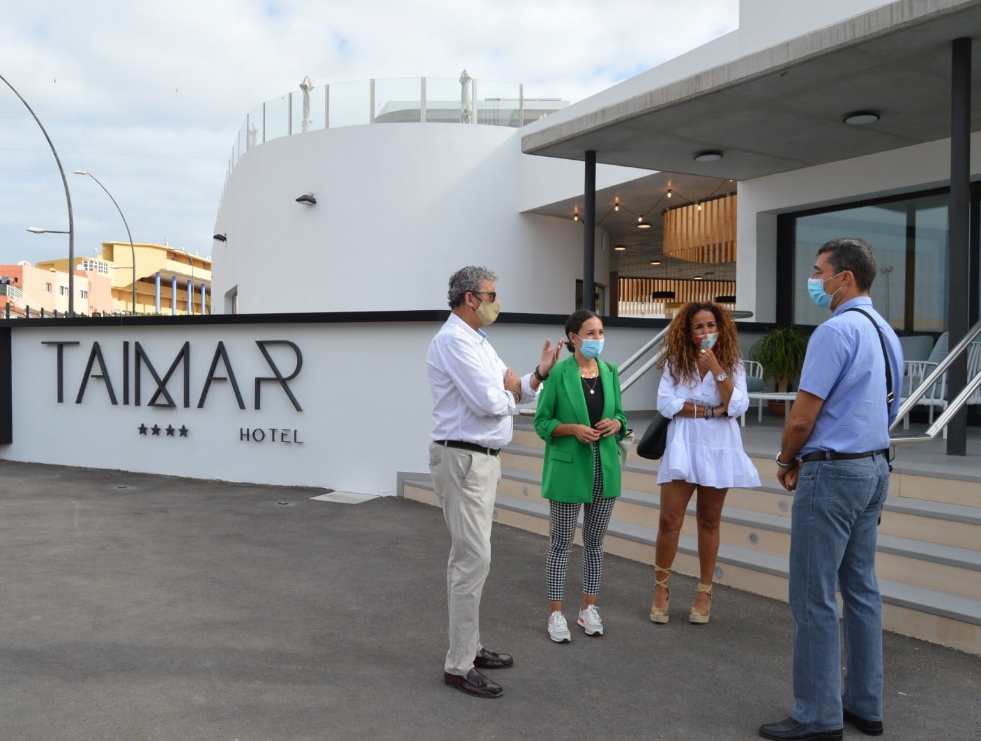 En este momento estás viendo El Cabildo de Fuerteventura reconoce la labor del Hotel Taimar como alojamiento inclusivo y sostenible