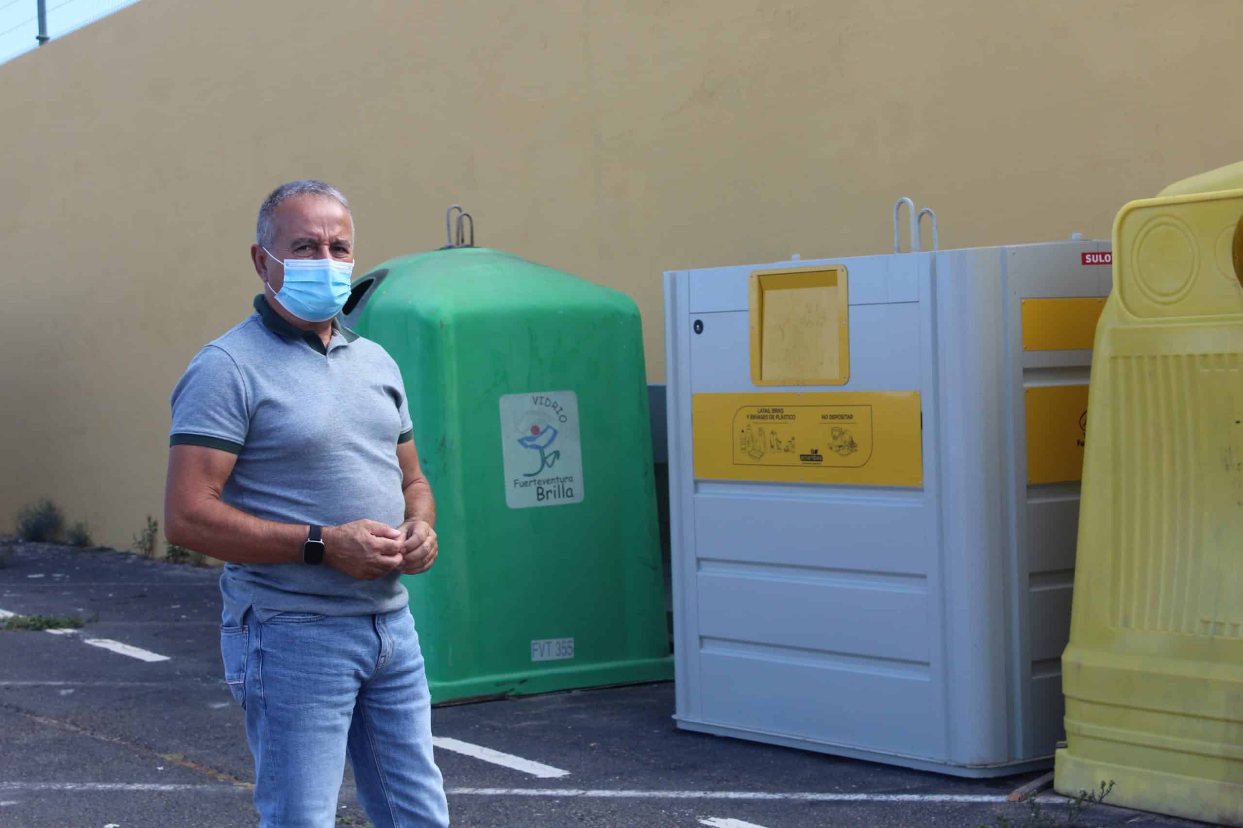 El Cabildo de Fuerteventura licita la renovación de los contenedores de papel, cartón y envases ligeros por un sistema más eficiente y limpio