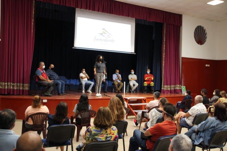 El Cabildo de La Palma y ayuntamientos informan sobre la actividad vulcanológica y lanzan un mensaje de tranquilidad a la población