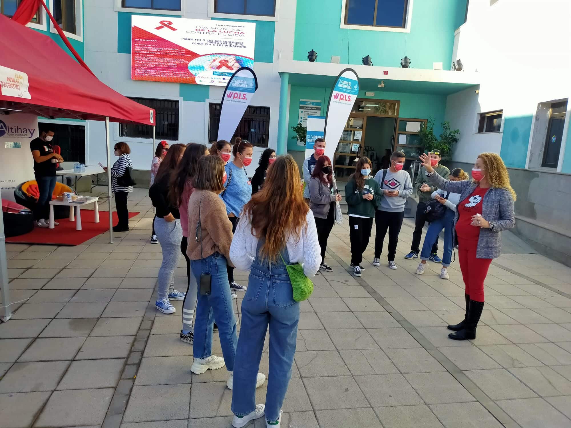 En este momento estás viendo El Cabildo de Fuerteventura conmemora el Día Mundial de la Lucha Contra el Sida con actividades para jóvenes