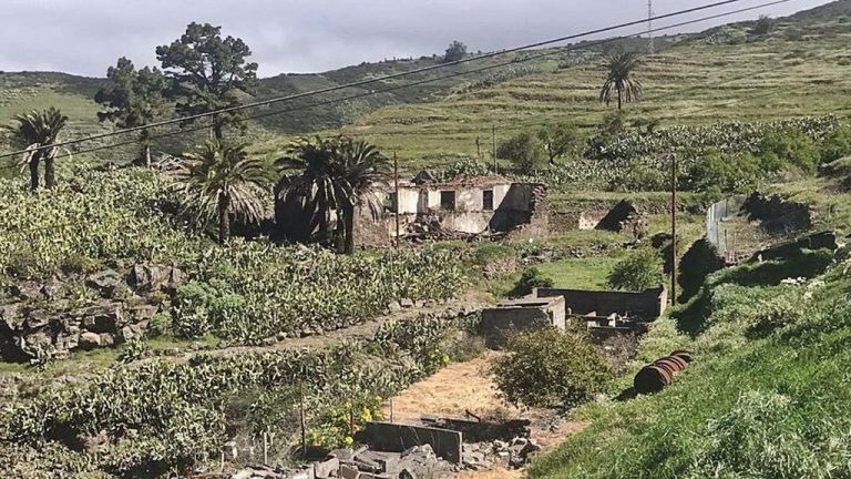 Lee más sobre el artículo Turismo de Canarias y Cabildo de La Gomera promueven la rehabilitación de la Hacienda de Ayala para convertirla en museo