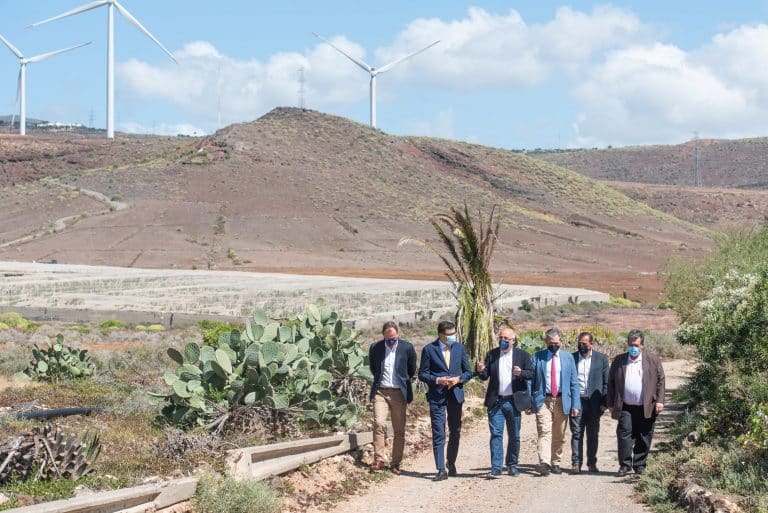 Lee más sobre el artículo La comunidad energética industrial de Arinaga, en Gran Canaria, recibe 2 millones de euros del Estado