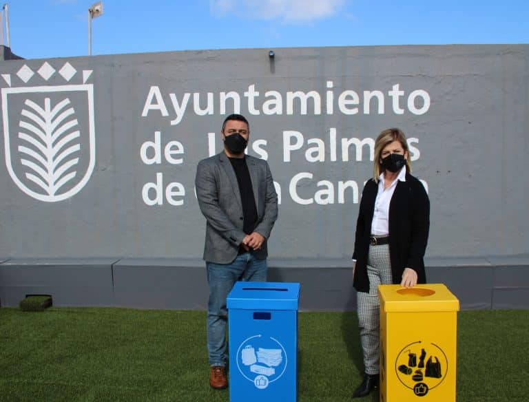 Lee más sobre el artículo El Ayuntamiento de Las Palmas celebra el Día Mundial de la Educación Ambiental con la instalación de más de un centenar de contenedores amarillos y azules en recintos públicos   
