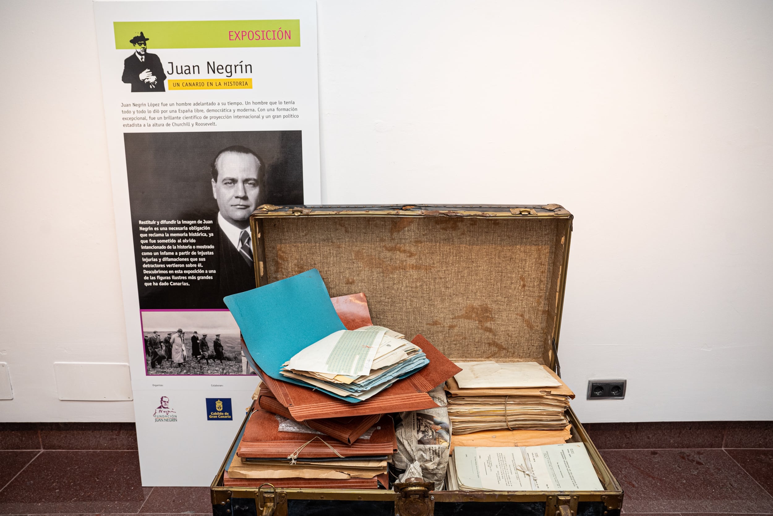 En este momento estás viendo La familia de Juan Negrín aporta su gran fondo bibliográfico y documentos históricos para que sea conservado en Gran Canaria