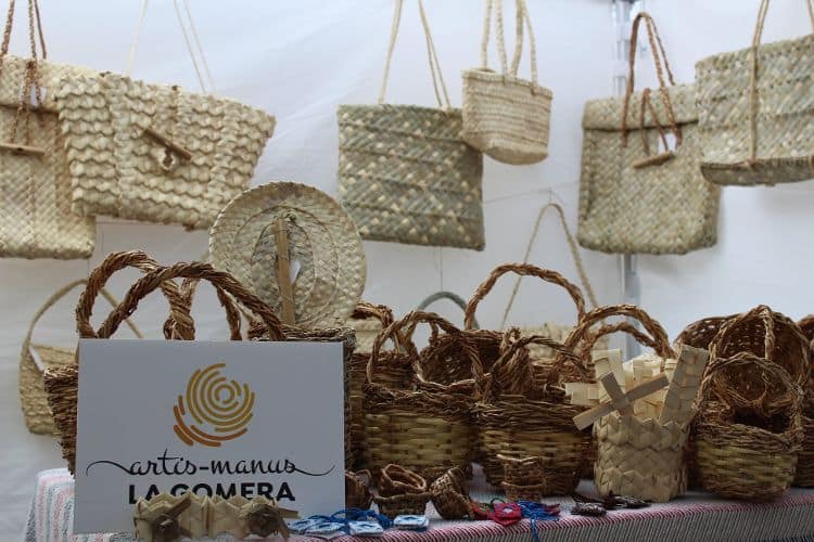 En este momento estás viendo El Cabildo de La Gomera inicia el calendario de muestras de artesanía este sábado en Valle Gran Rey