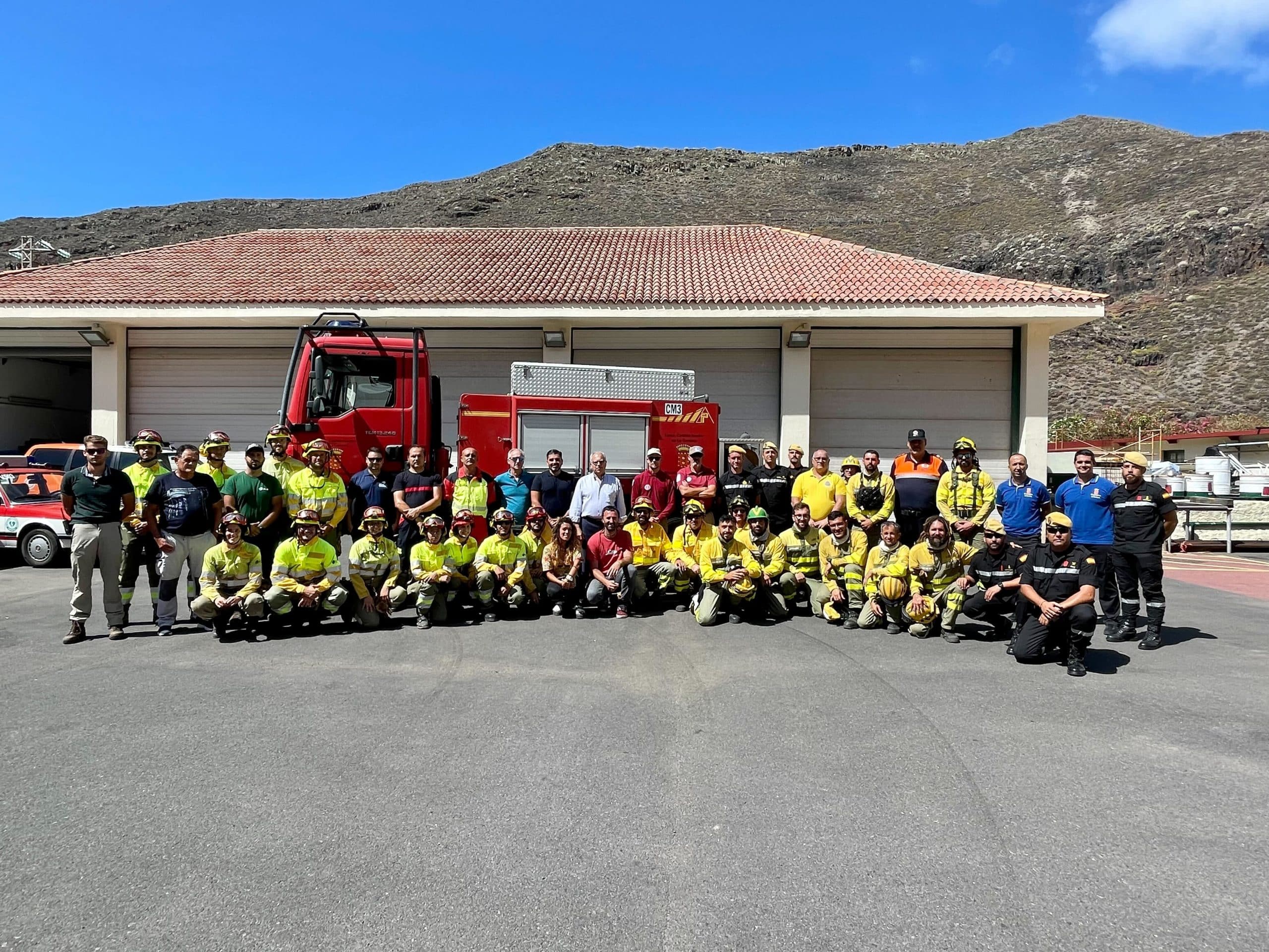 La Gomera activa un operativo de 200 efectivos para la campaña de extinción de incendios 