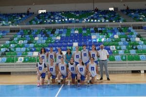 Primer entrenamiento de la selección tinerfeña que participará en el Torneo de Baloncesto Femenino U18