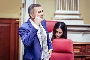 Oswaldo Betancort: “Espero que el anuncio de la retirada de las jaulas marinas sea más real que un golpe de efecto electoral”