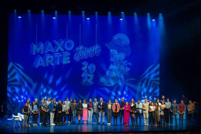 Lee más sobre el artículo <strong>MaxoArte 2022 entrega 55 galardones al talento y la creatividad joven de Fuerteventura</strong>