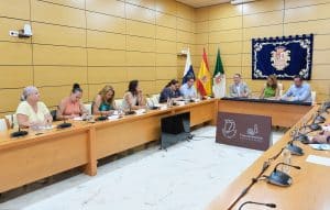 Lee más sobre el artículo La Oliva participa en las reuniones por la mejora educativa en Fuerteventura, junto al Cabildo y el Gobierno de Canarias